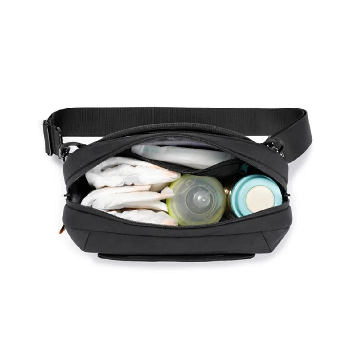 Large-capacity interior of the TernX diaper sling bag